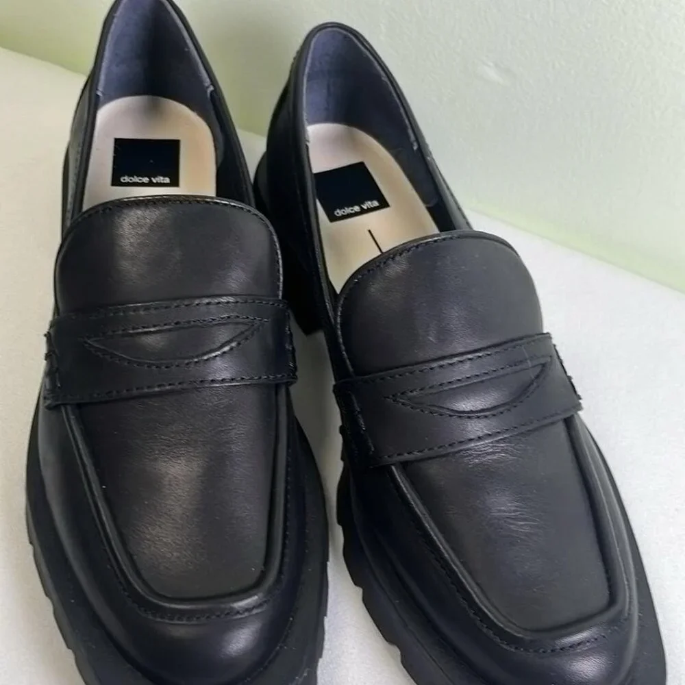 Woman's SZ 10 Chunky‎ Black Loafers by Dolce Vita Academia Witchy Preppy Cosplay